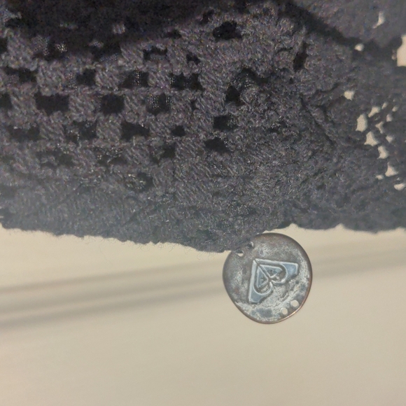 Roxy - black camisole - Picture 3 of 4